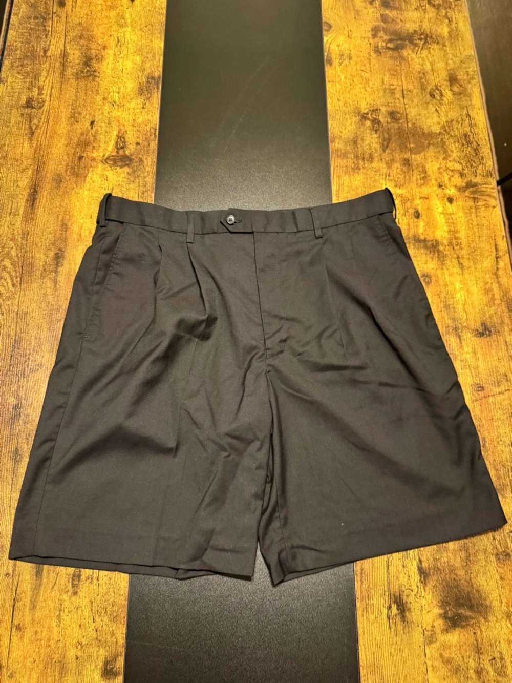 Bocaccio Golf Black Pleated Shorts Mens 36 Expandable Waist Stretch